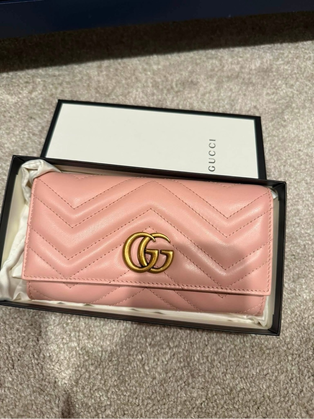Gucci GG Marmont wallet